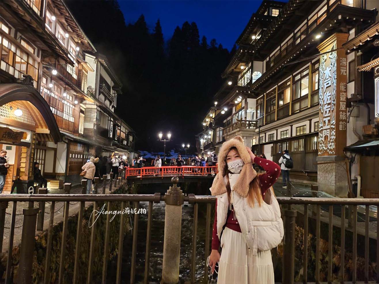 2026銀山溫泉接駁車 時刻表 銀山溫泉散策 必吃美食 神隱少女夢幻場景 免費足湯