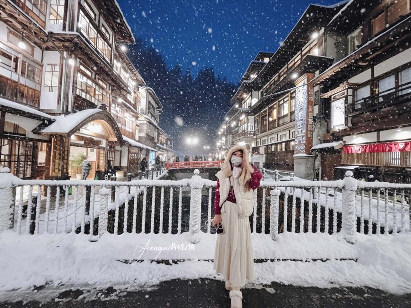 2026銀山溫泉接駁車 時刻表 銀山溫泉散策 必吃美食 神隱少女夢幻場景 免費足湯